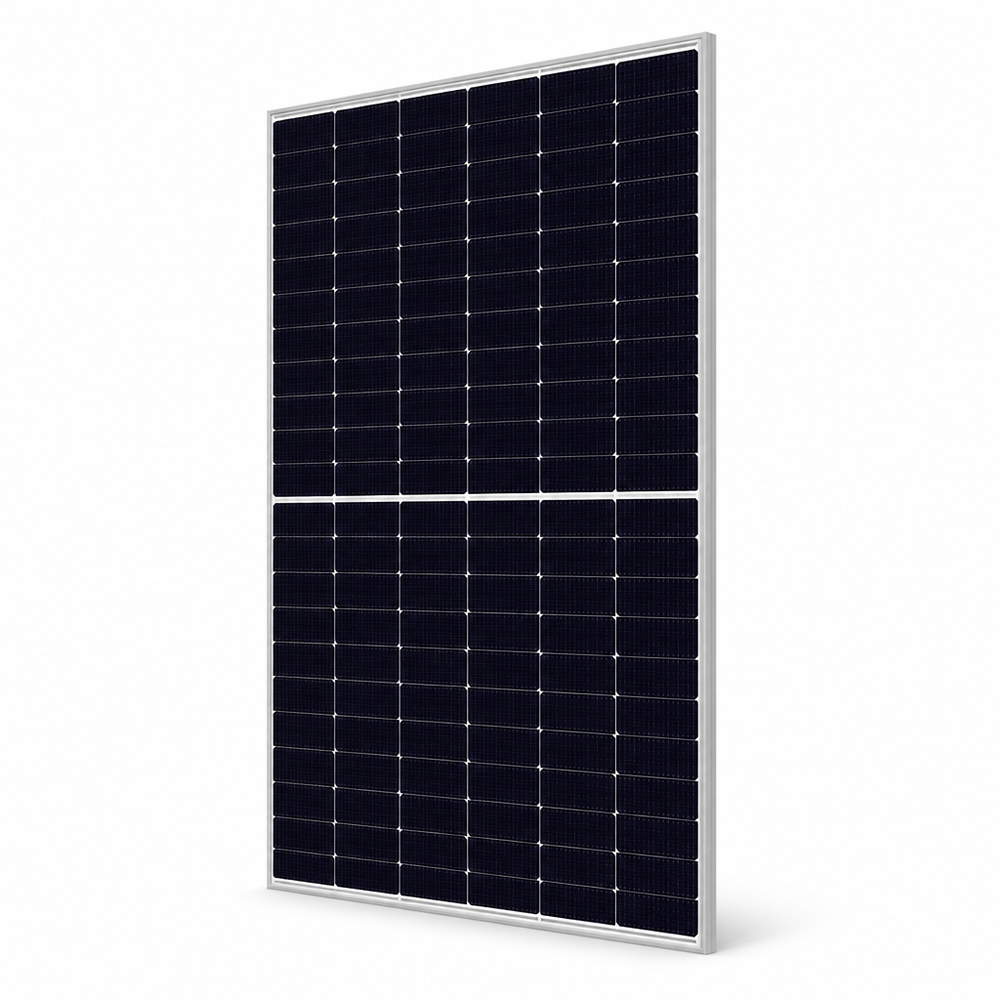 Vista de un panel Canadian Solar de 635 W. La cantidad incluida depende de la ficha: venta individual por unidad o como componente de un kit.