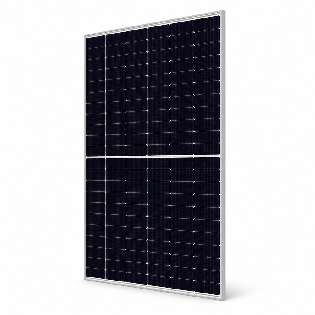 Vista de un panel Canadian Solar de 635 W. La cantidad incluida depende de la ficha: venta individual por unidad o como componente de un kit.