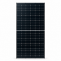 Panel solar Jinko 650 W bifacial — vista frontal con encuadre uniforme, imagen editada a partir de la referencia del producto